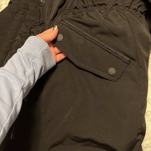 MK parka - Picture 10 of 11